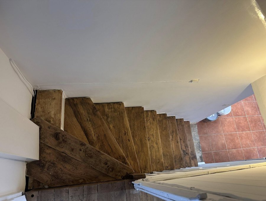 Escalier et étage remis à neuf