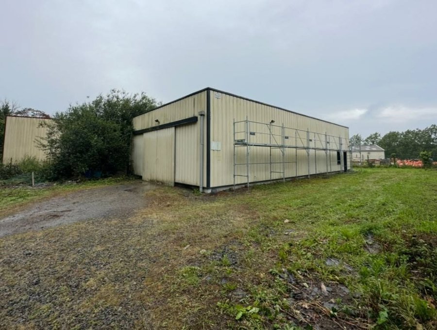 Notre dépôt : bardage repeint en anthracite, Paimpol